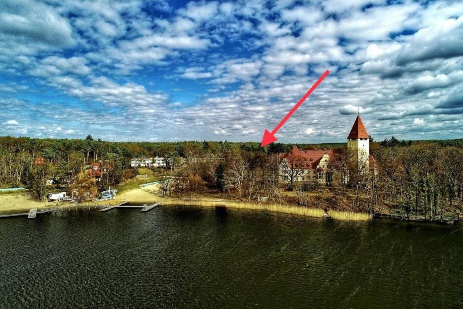 Zolty Domek Nad Jeziorem Lubniewice Exterior photo