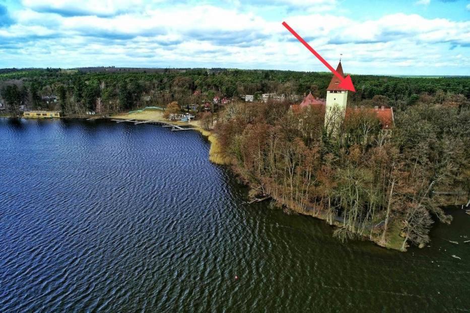 Zolty Domek Nad Jeziorem Lubniewice Exterior photo